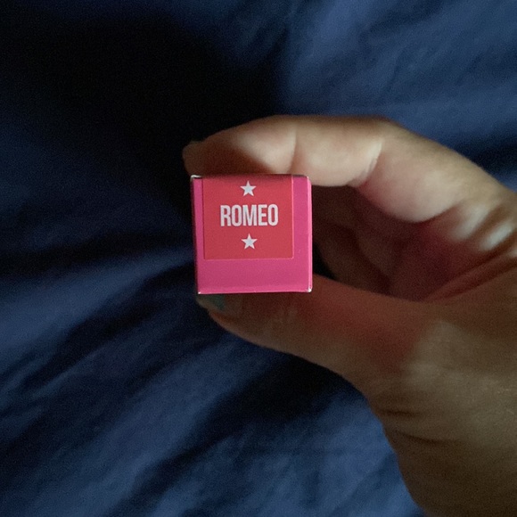 Jeffree Star Liquid Lipstick Shade: Romeo - Picture 2 of 2